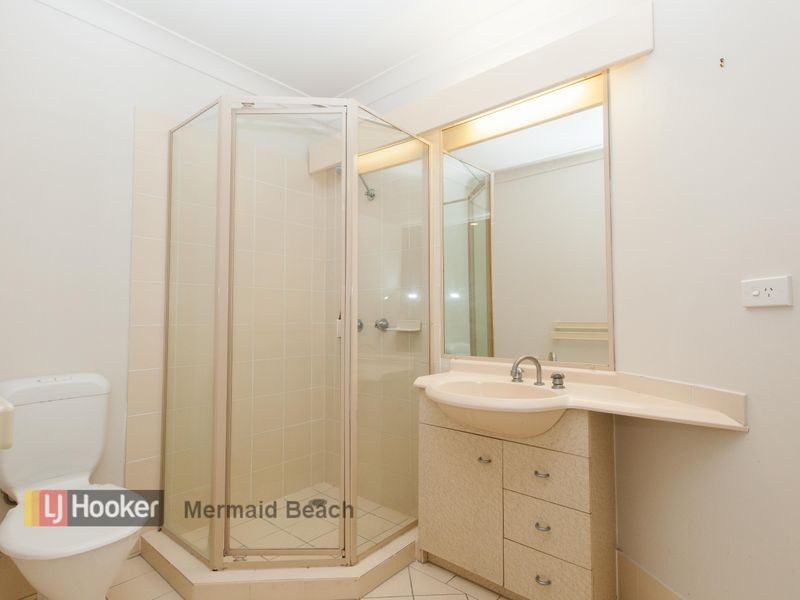 104/215 Cottesloe Drive, Mermaid Waters QLD 4218