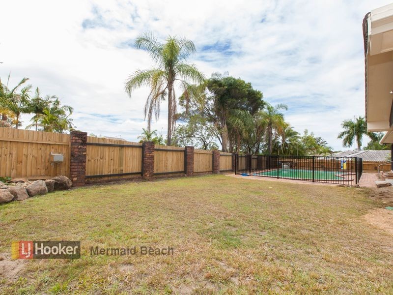 12 Sandringham Drive, Robina QLD 4226