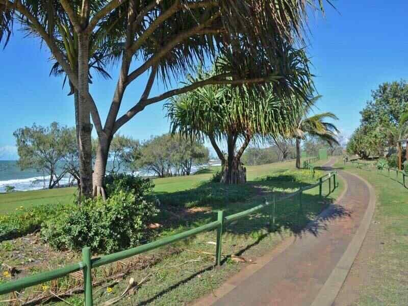 162 Barolin Esplanade, Coral Cove QLD 4670