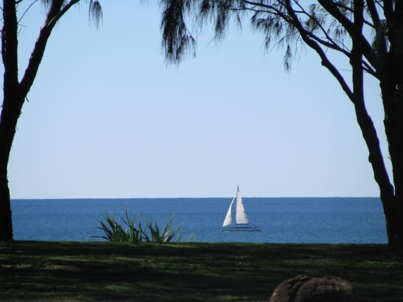 162 Barolin Esplanade, Coral Cove QLD 4670