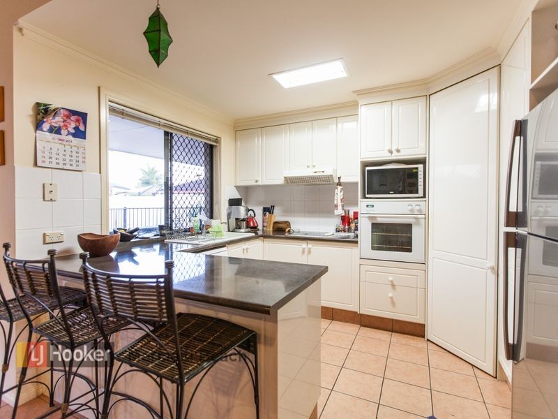 19 Moonraker Street, Clear Island Waters QLD 4226