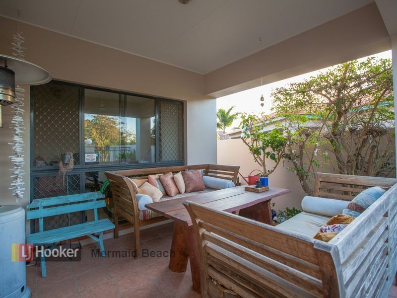 19 Moonraker Street, Clear Island Waters QLD 4226