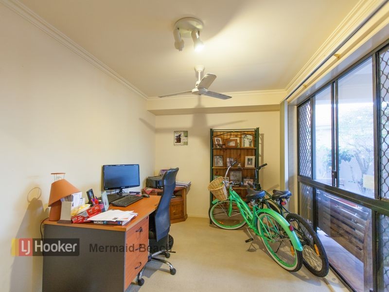 19 Moonraker Street, Clear Island Waters QLD 4226
