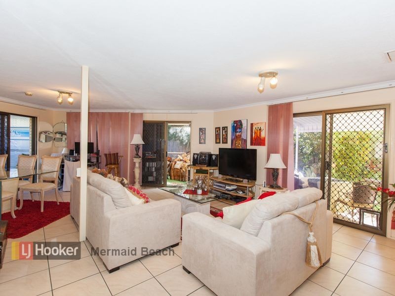 7/30 Sportsman Avenue, Mermaid Beach QLD 4218