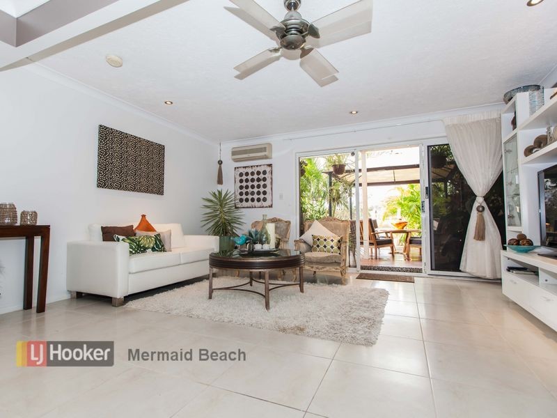 14/2 – 10 Coolgardie Street, Elanora QLD 4221