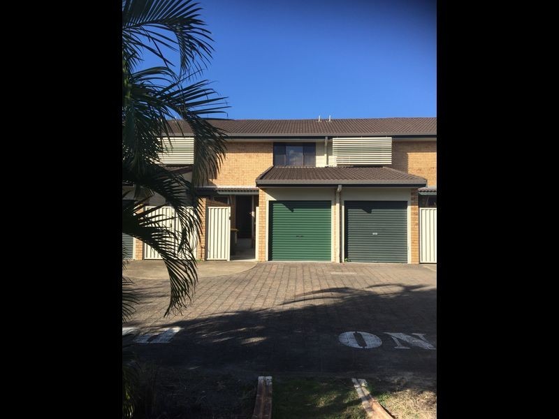 3/9 Aquila Court, Mermaid Waters QLD 4218