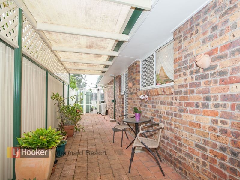 17 Turtle Street, Mermaid Waters QLD 4218