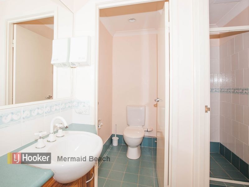 5a Glenelg Avenue, Mermaid Beach QLD 4218