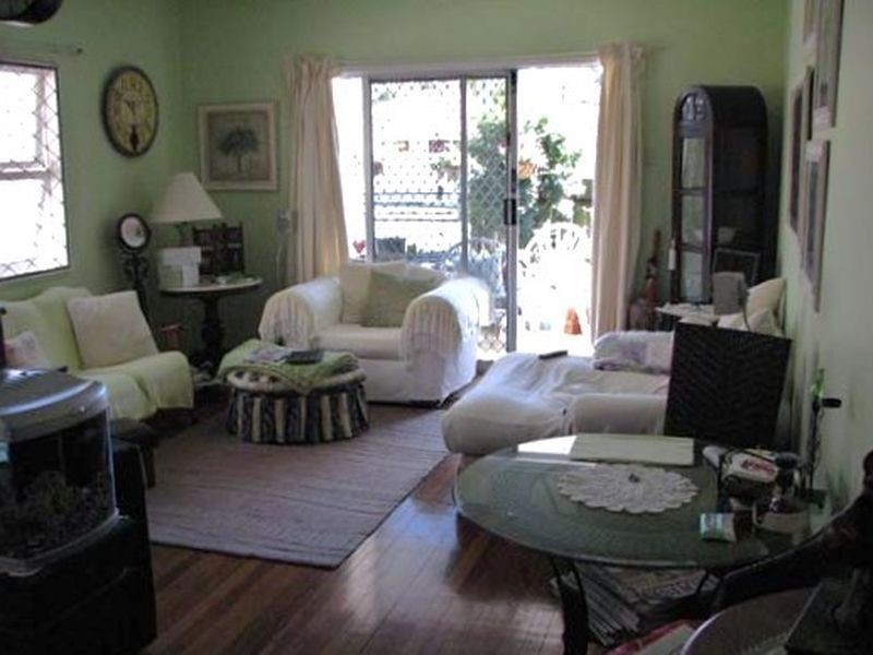 18 Francis Street, Mermaid Beach QLD 4218