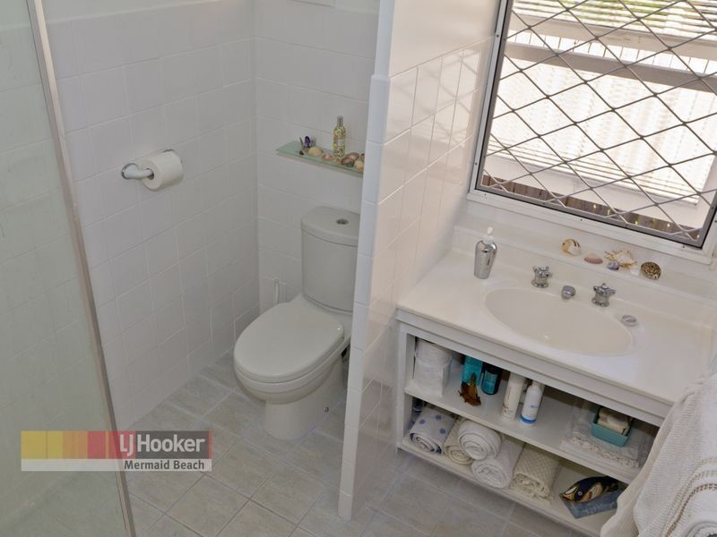 18 Francis Street, Mermaid Beach QLD 4218