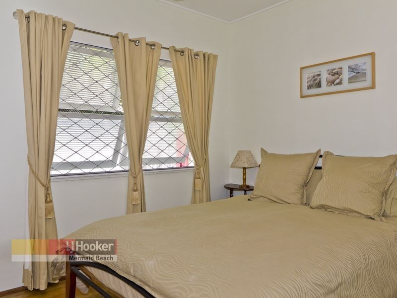 18 Francis Street, Mermaid Beach QLD 4218