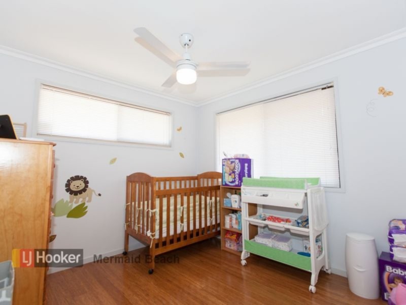 19 Oceanic Drive, Mermaid Waters QLD 4218