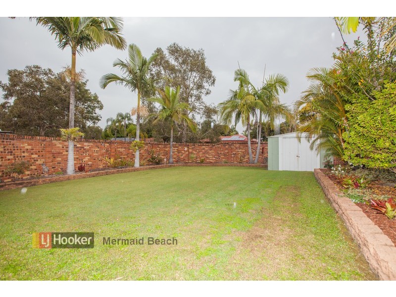 17 Turtle Street, Mermaid Waters QLD 4218