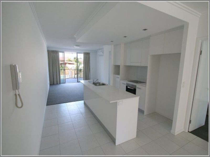 1 Gaven Crescent, Mermaid Beach QLD 4218