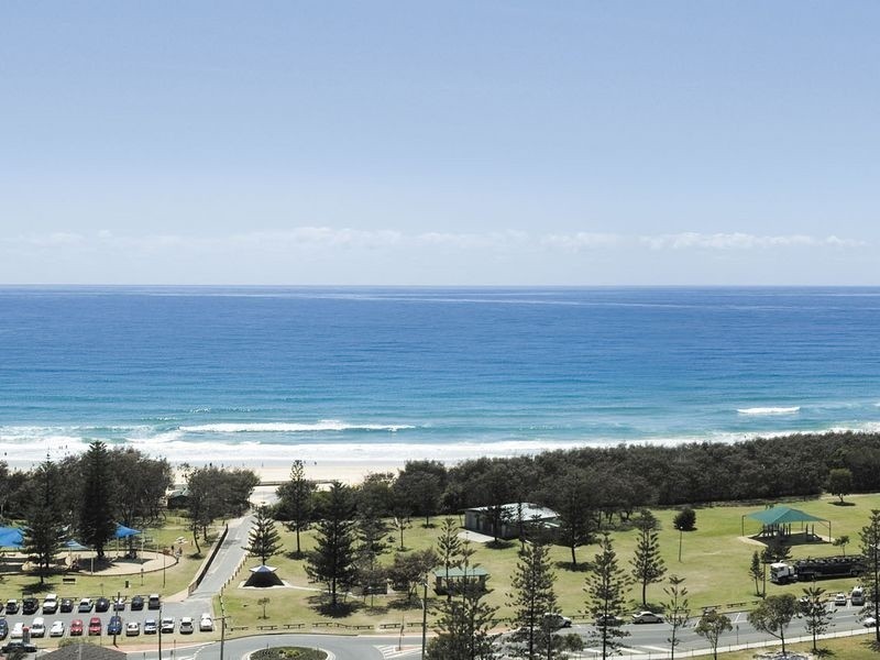 25 Surf Parade, Broadbeach QLD 4218