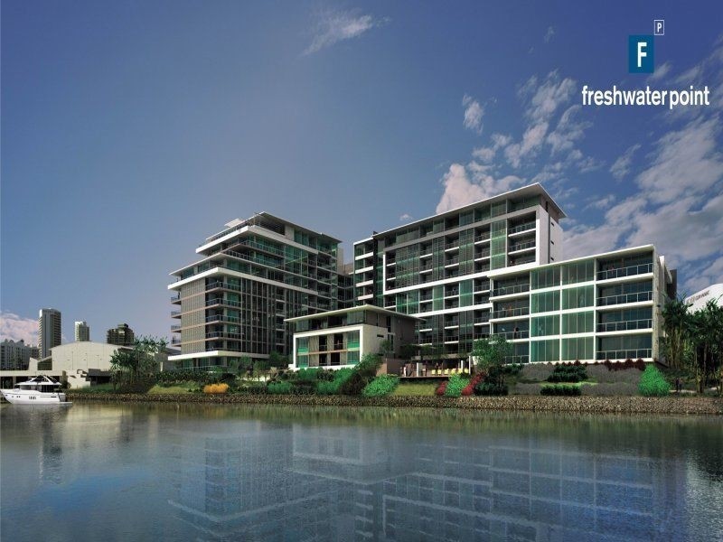 @/33 T.E Peters Drive, Broadbeach QLD 4218