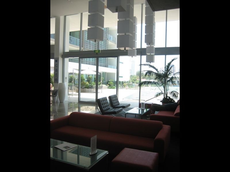 @/33 T.E Peters Drive, Broadbeach QLD 4218