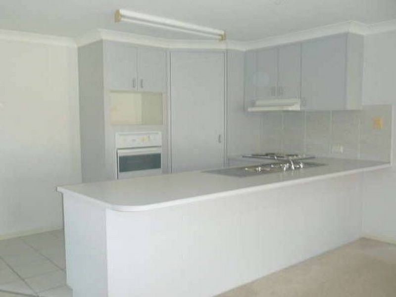 42/118 Highfield Drive, Merrimac QLD 4226