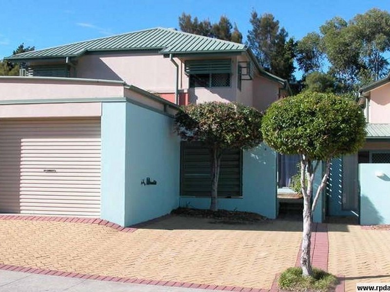 3/1 University Drive, Robina QLD 4226