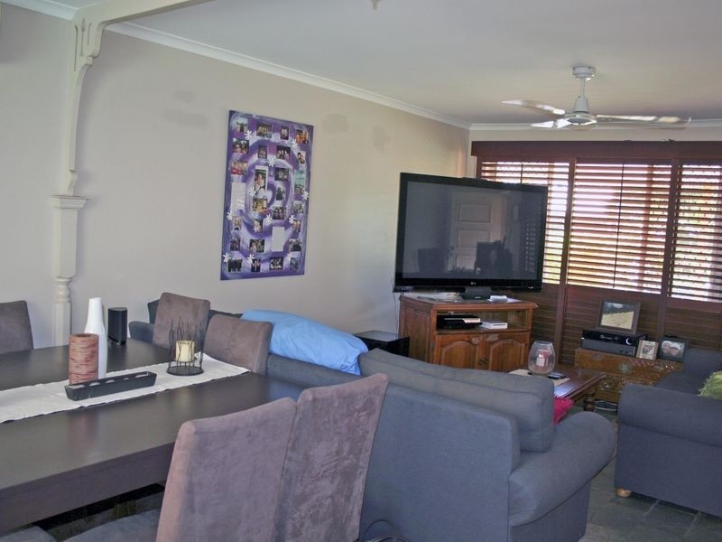 13 Splice Street, Mermaid Waters QLD 4218