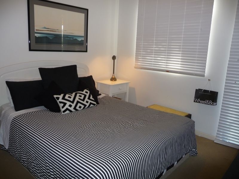 13/4 Monte Carlo Avenue, Surfers Paradise QLD 4217