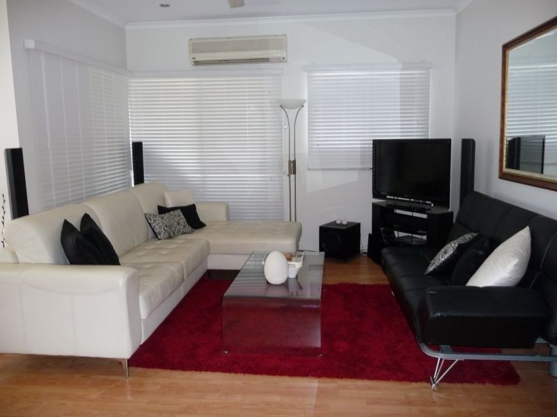 13/4 Monte Carlo Avenue, Surfers Paradise QLD 4217