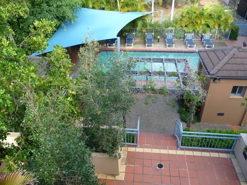 13/4 Monte Carlo Avenue, Surfers Paradise QLD 4217