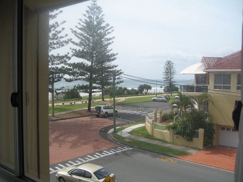 3/86 Marine Parade, Miami QLD 4220