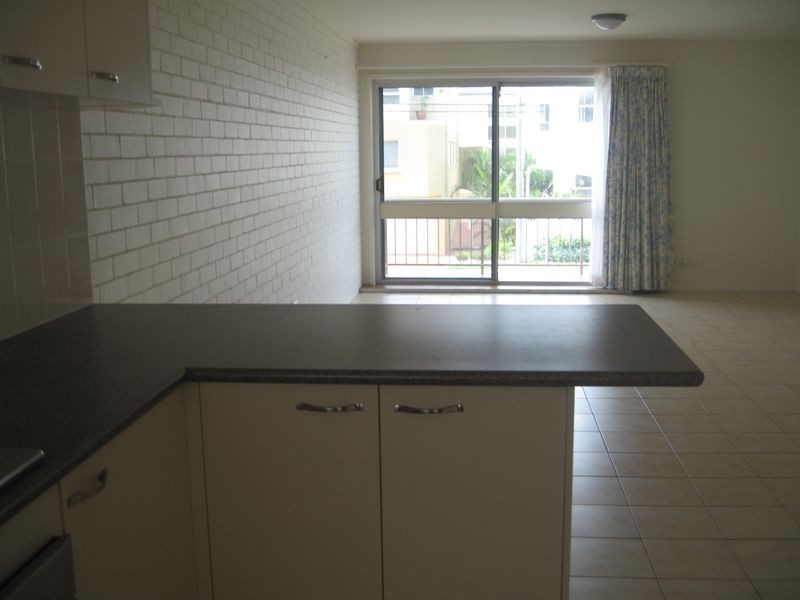 3/86 Marine Parade, Miami QLD 4220