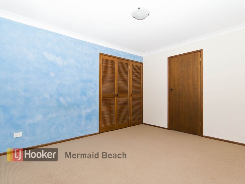60 Avanti Street, Mermaid Waters QLD 4218