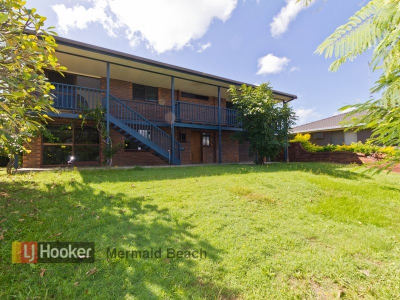 60 Avanti Street, Mermaid Waters QLD 4218