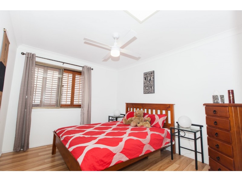 166 Markeri Street, Mermaid Waters QLD 4218