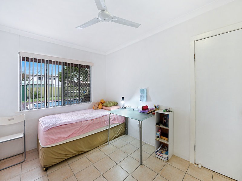 48 Surfers Avenue, Mermaid Waters QLD 4218