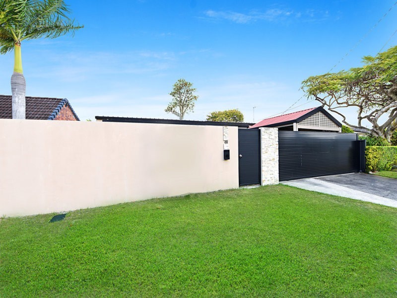 48 Surfers Avenue, Mermaid Waters QLD 4218