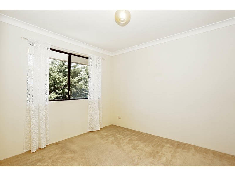 4/40 Oceanic Drive, Mermaid Waters QLD 4218