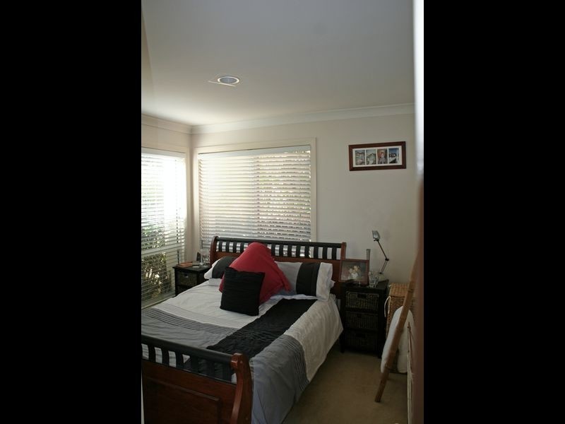 13 Manor Close, Robina QLD 4226