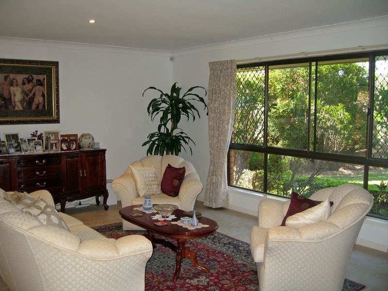 12 Winch Court, Mermaid Waters QLD 4218