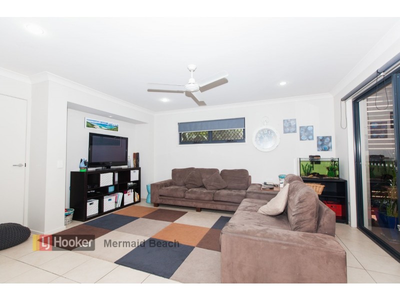 25 Bahkeeta Street, Oxenford QLD 4210