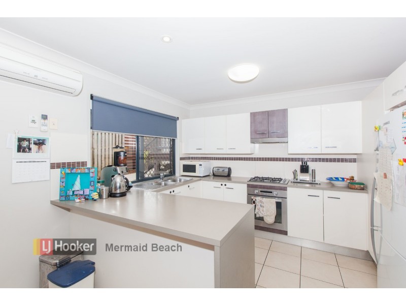 25 Bahkeeta Street, Oxenford QLD 4210