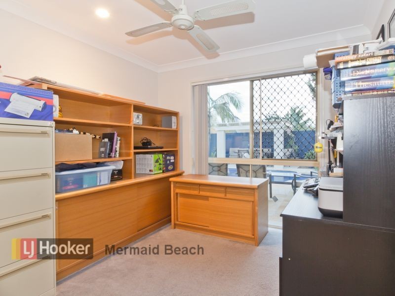 20 Robinia Ct, Robina QLD 4226