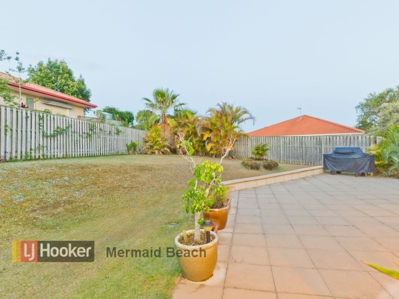 20 Robinia Ct, Robina QLD 4226