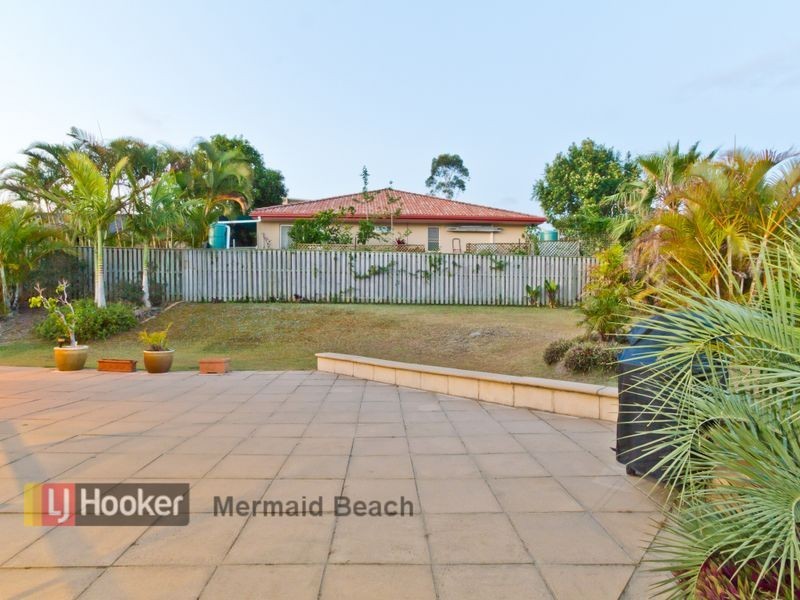 20 Robinia Ct, Robina QLD 4226