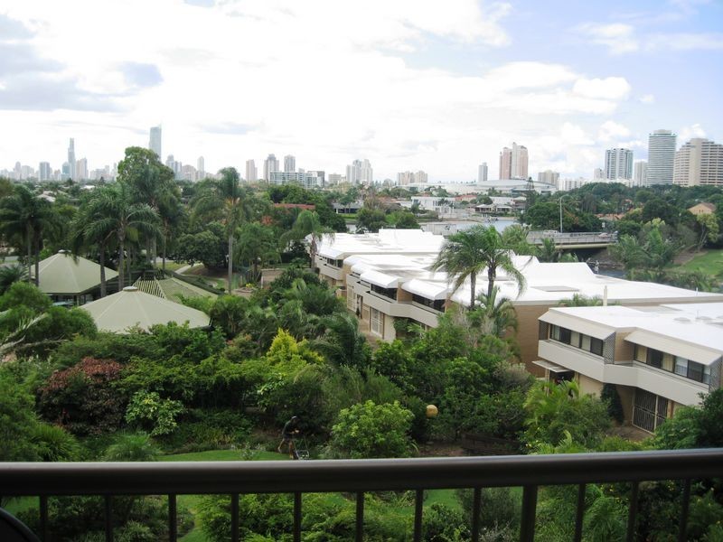 15/54 Hooker Boulevard, Mermaid Waters QLD 4218