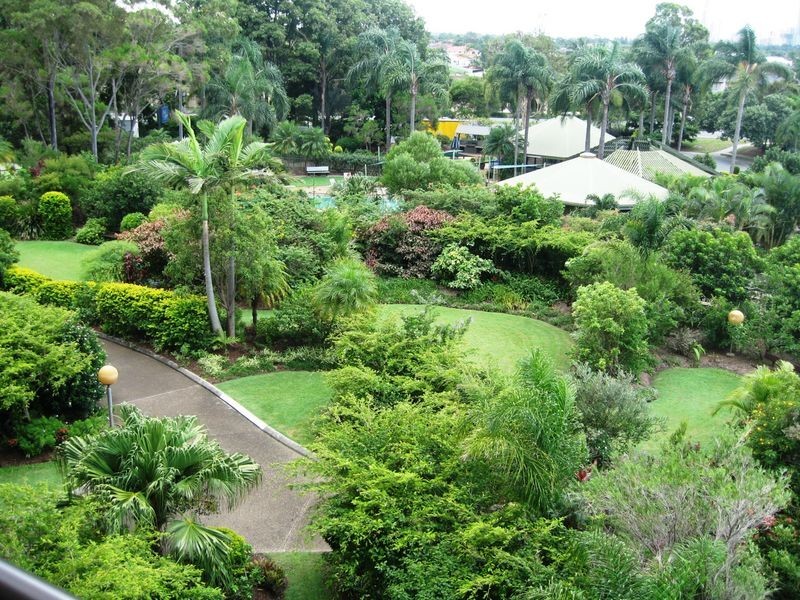 15/54 Hooker Boulevard, Mermaid Waters QLD 4218