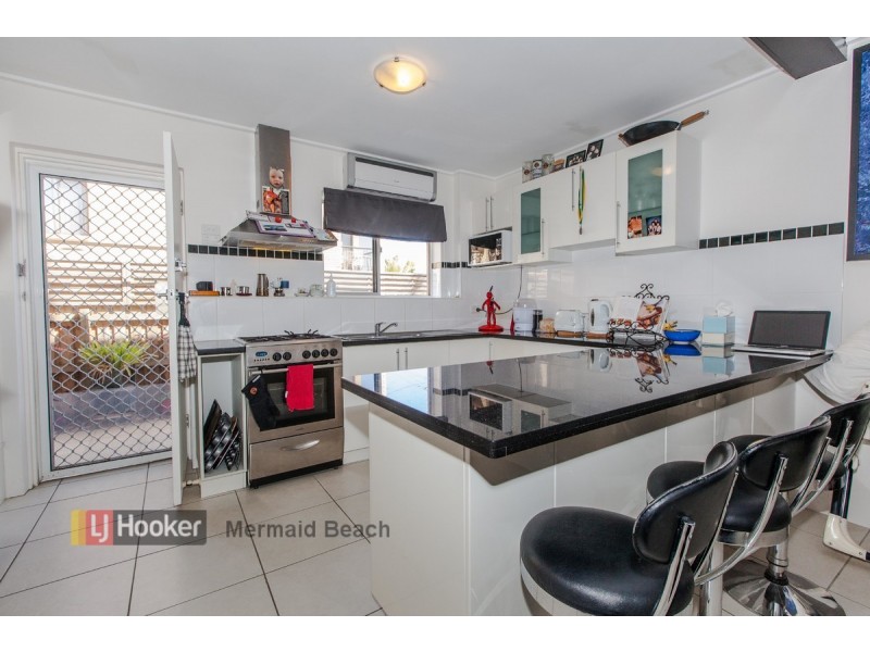 2/38 Sunbrite Avenue, Mermaid Beach QLD 4218
