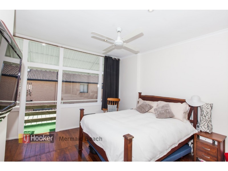 2/38 Sunbrite Avenue, Mermaid Beach QLD 4218