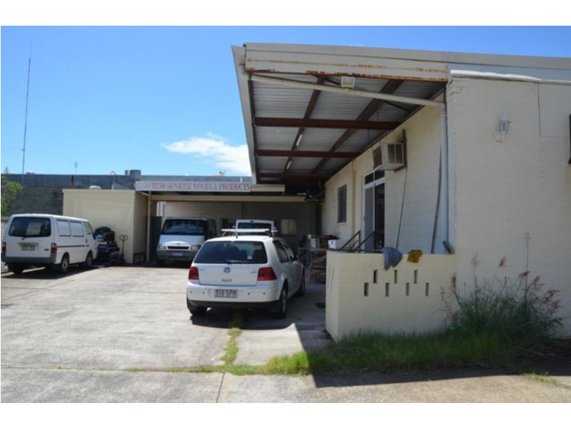 3 Brightlands Court, Mermaid Waters QLD 4218