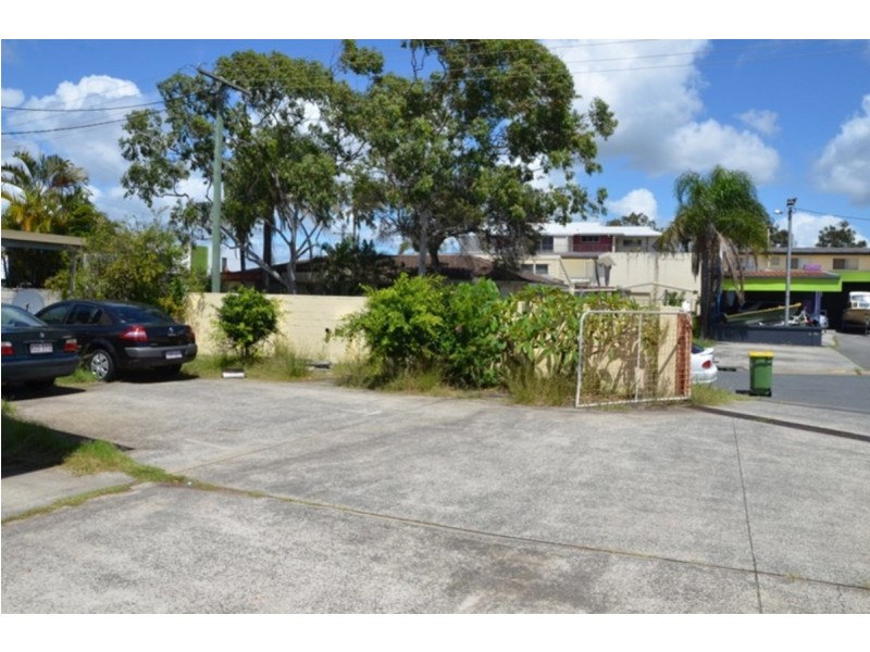 3 Brightlands Court, Mermaid Waters QLD 4218