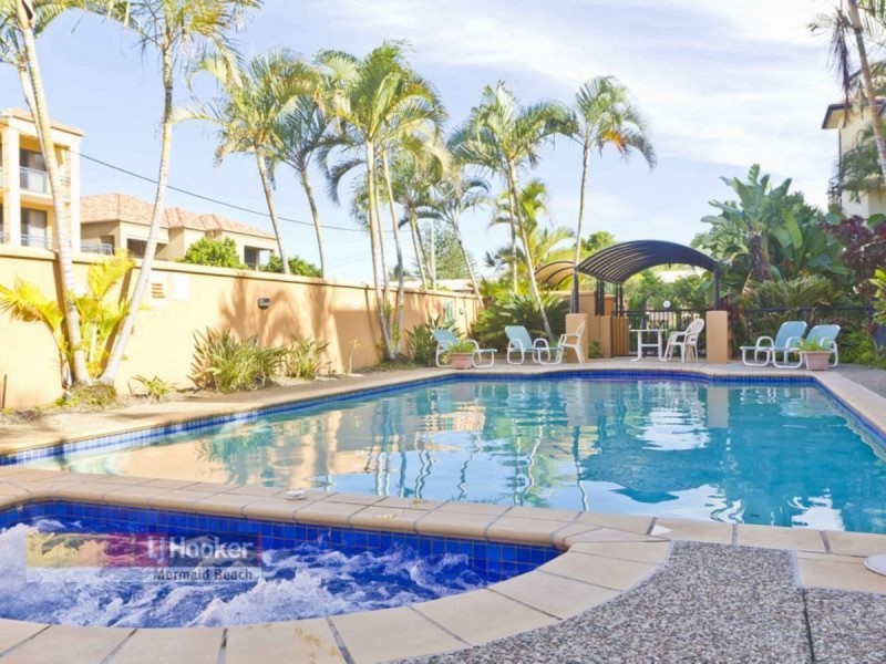 18/2 Fraser Avenue, Miami QLD 4220