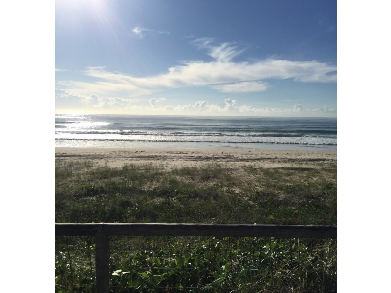 18/2 Fraser Avenue, Miami QLD 4220